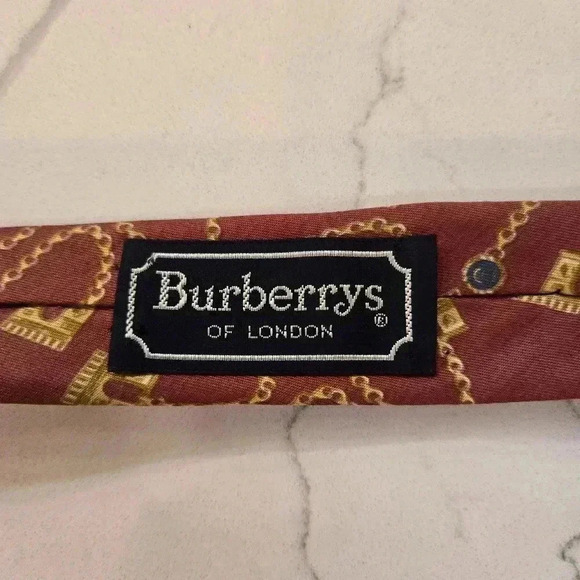 VTG Burberrys of London 100% Handmade Silk Tie - Picture 6 of 6